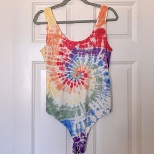 Abercrombie & Fitch Tie die bodysuit tank